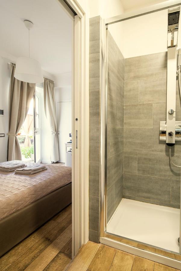 Garden House - Luxury Guest House - Overnight Stay Only Рим Екстер'єр фото